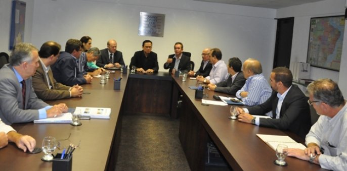 Findes e Jurong discutem parcerias para indústria capixaba