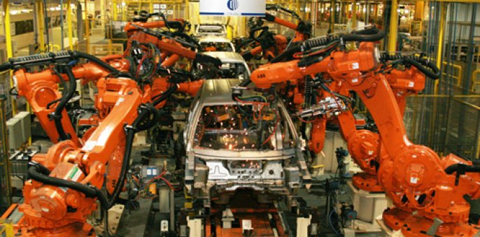 Indústria cai 2% e compromete o PIB